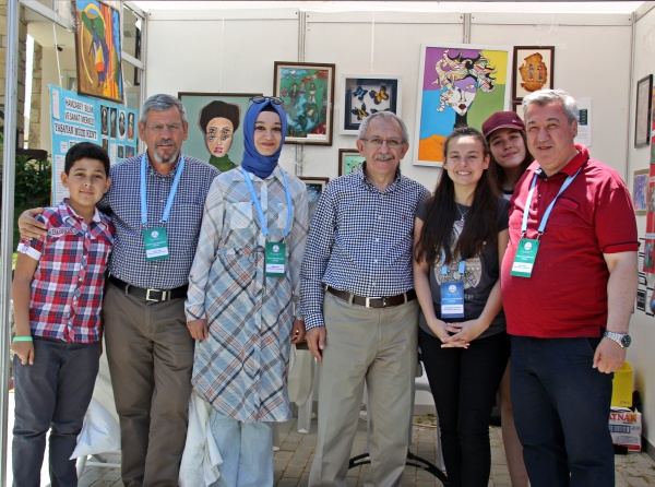 Hamzabey Bilim ve Sanat Merkezi Antalya´da Düzenlenen BİLSEM Festivaline Katıldı ve Festivalde Stant Açtı